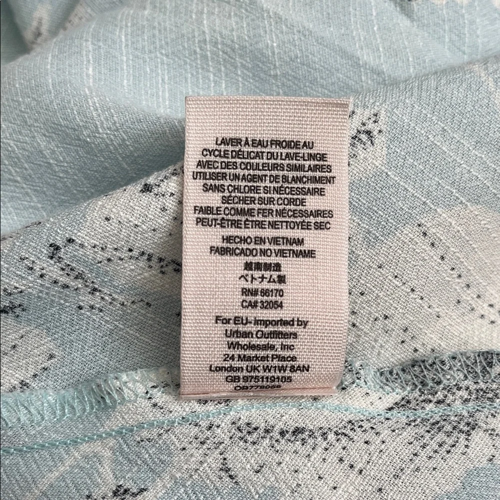 FREE PEOPLE NWOT Floral Ruffle Midi Wrap Dress in Light Blue and White, Size L - Picture 15 of 15